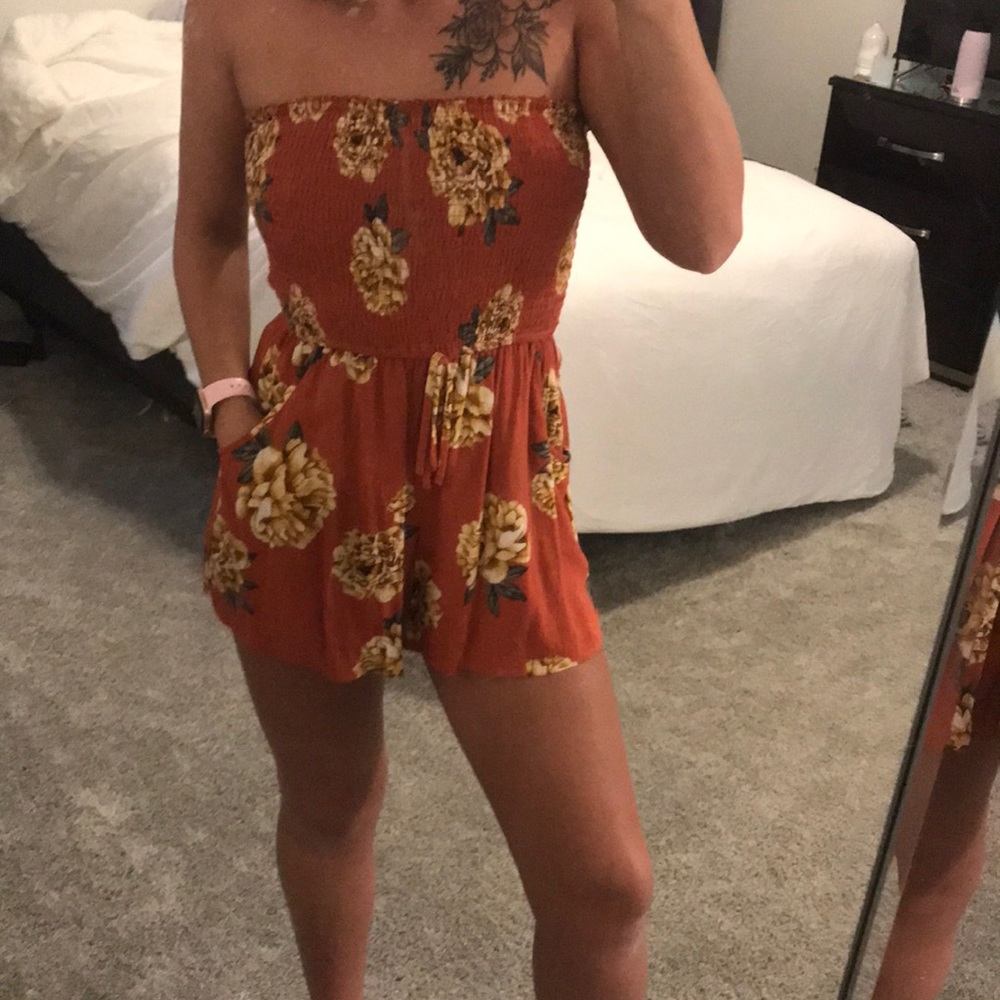 Strapless romper